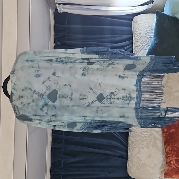 Staring at Stars Fringe Kimono - Picture 7 of 7